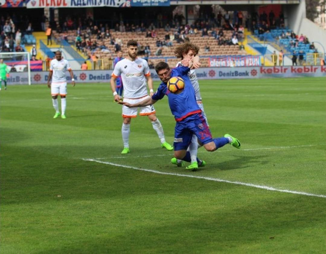 S&uuml;per Toto S&uuml;per Lig