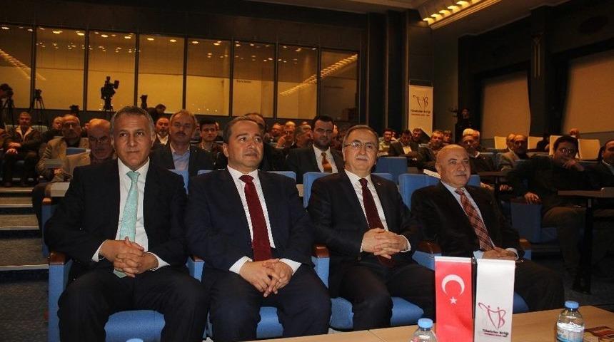 Petek: "t&uuml;rkiye&rsquo;de Hak Ve &Ouml;zg&uuml;rl&uuml;kleri Genişlettik"