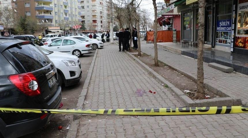 Diyarbakır&rsquo;da Silahlı Saldırı: 1 Yaralı