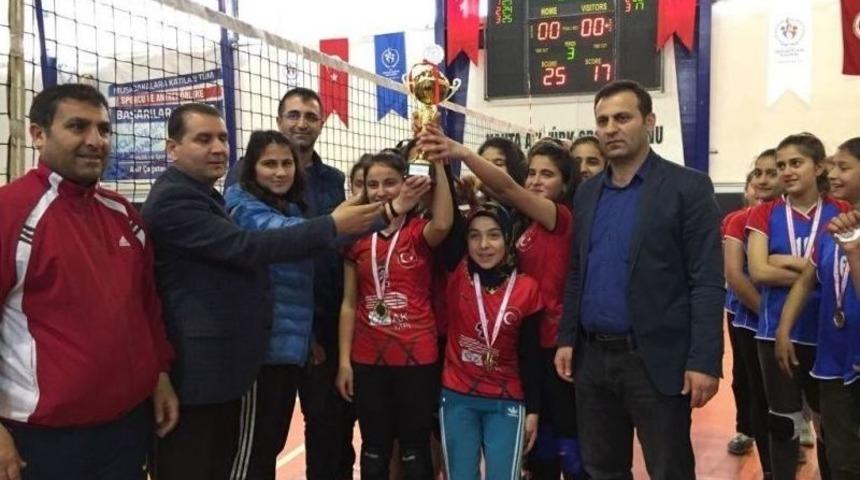 Hacı Bey Ortaokulu İl Birincisi Oldu