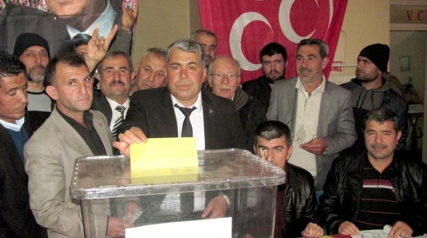 Mhp&rsquo;li İskender G&ouml;r, G&uuml;ven Tazeledi