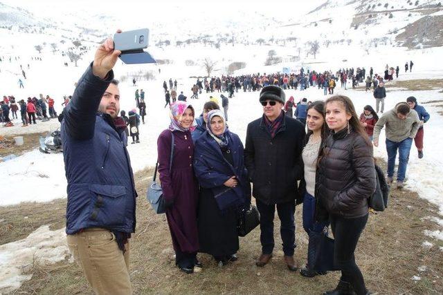 "kışa Elveda Bahara Merhaba" Festivali Renkli G&ouml;r&uuml;nt&uuml;ler Oluşturdu 1