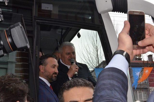 Başbakan Yıldırım’a Balıkesir’de Sevgi Seli