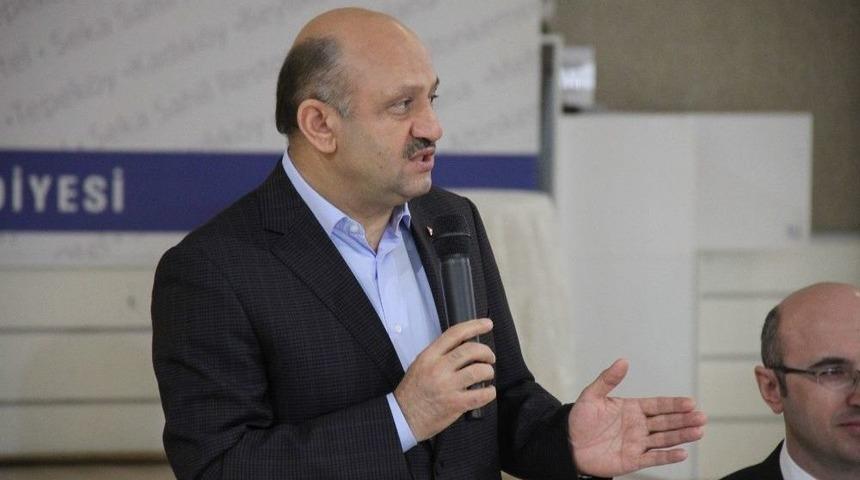 Bakan Işık, Kocaeli&rsquo;de Avukatlarla Buluştu