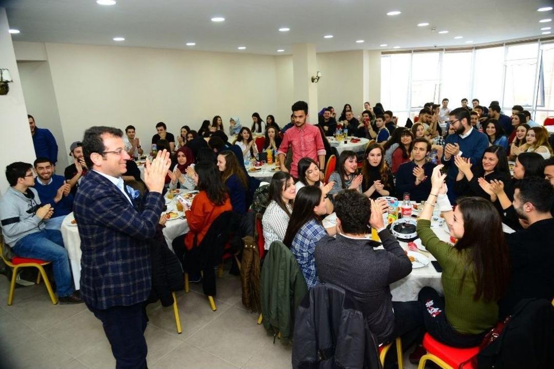 &Uuml;niversiteye Hazırlanan &Ouml;ğrenciler Moral Depoladı