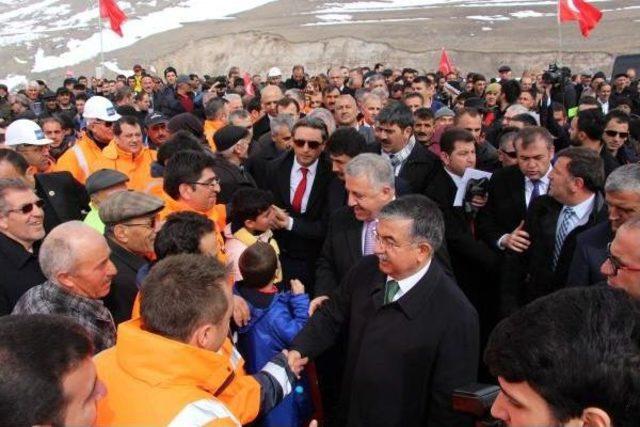 Bakanlar Ardahan'da Temel Attı, Açılış Yaptı