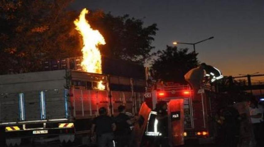 Şanlıurfa'da kamyonun &ccedil;arptığı &ccedil;ocuk &ouml;ld&uuml;