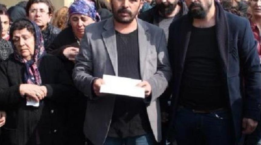 Kaldırımda Y&uuml;r&uuml;yen Kadının &Ouml;l&uuml;m&uuml;ne Neden Olan S&uuml;r&uuml;c&uuml;n&uuml;n Serbest Bırakılması Tepki