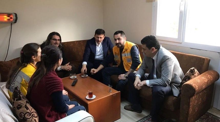 &rsquo;vekilim &Ccedil;aya Bekleriz&rsquo; Dedi, Ak Partili Dağ Kırmadı