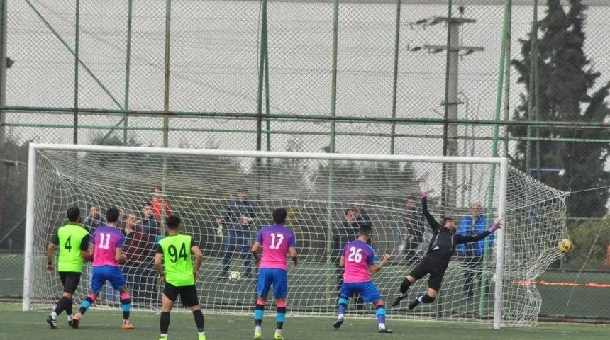 Yunusemre Belediyespor Play-off&rsquo;lara Galibiyet İle Başladı