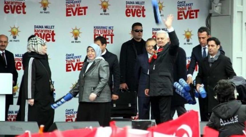 Başbakan Yıldırım: Hayırcılar Kervanına Avrupalılar Da Katıldı