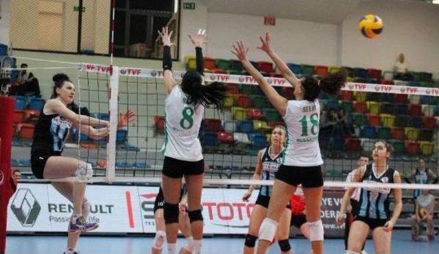 Bursaspor-Beylikdüzü Voleybol İhtisas: 2-3