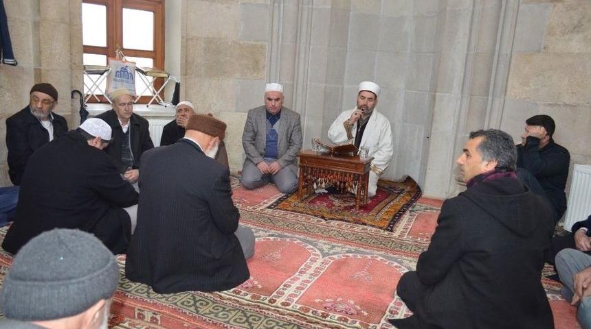 Gazeteci Murat &Ccedil;elik Unutulmadı