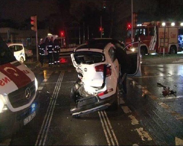 Maltepe'de Trafik Kazası: 6 Yaralı