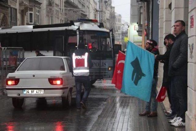 Hollanda Başkonsolosluğu'nda Güvenlik Önlemleri Artırıldı