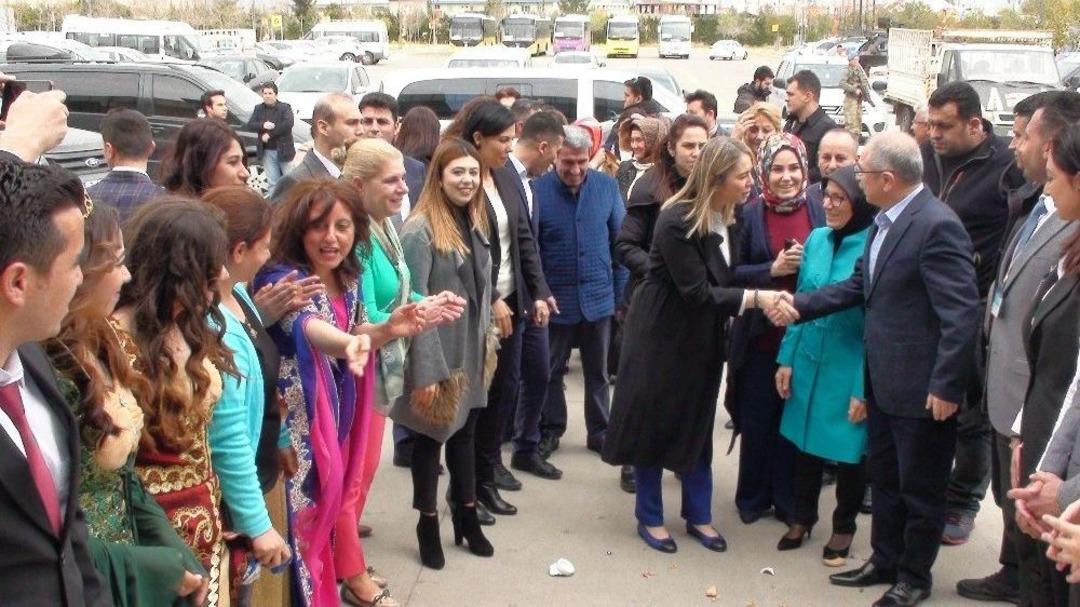 Kızıltepe&rsquo;de Toplu Nikah T&ouml;reni Yapıldı