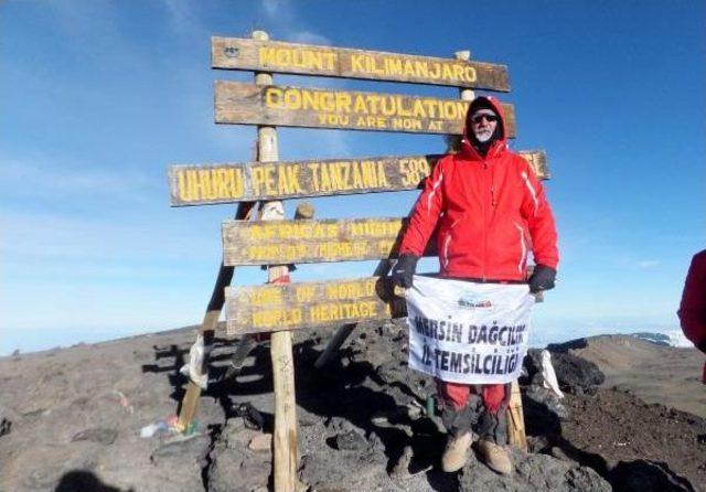 55'lik Dağcı Kilimanjaro'da Zirve Yaptı