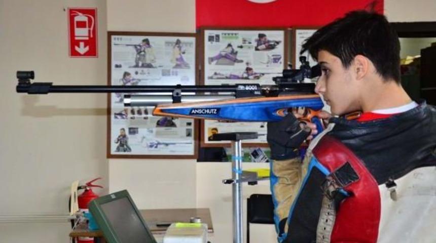 83 Yaşındaki Spor Aşığı Şampiyonlar Yetiştiriyor