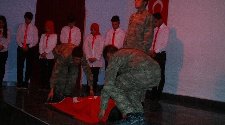 12 Mart İstiklal Marşının Kabul&uuml;