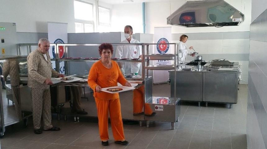 Sırbistan&rsquo;da Sjenica Sağlık Merkezi&rsquo;ne Tıbbi Cihaz Desteği