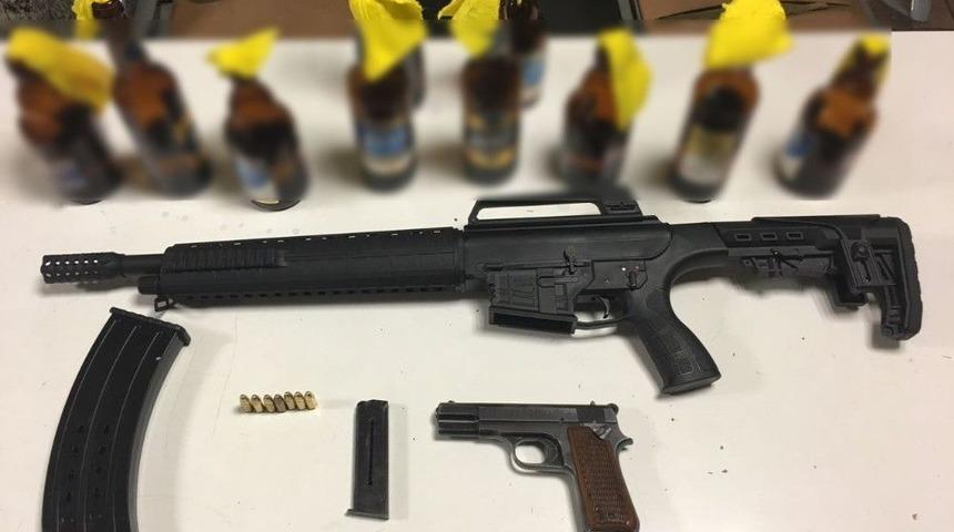 Okmeydanı&rsquo;nda Asayiş Uygulamasında 4 Kişi G&ouml;zaltına Alındı