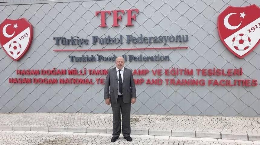 (&ouml;zel Haber) Bergama&rsquo;da Hakeme &Ouml;fke Dinmiyor