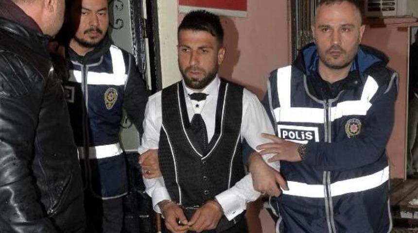 Gasp&ccedil;ı, D&uuml;ğ&uuml;n G&uuml;n&uuml; Damat Tıraşı Olurken Yakalandı