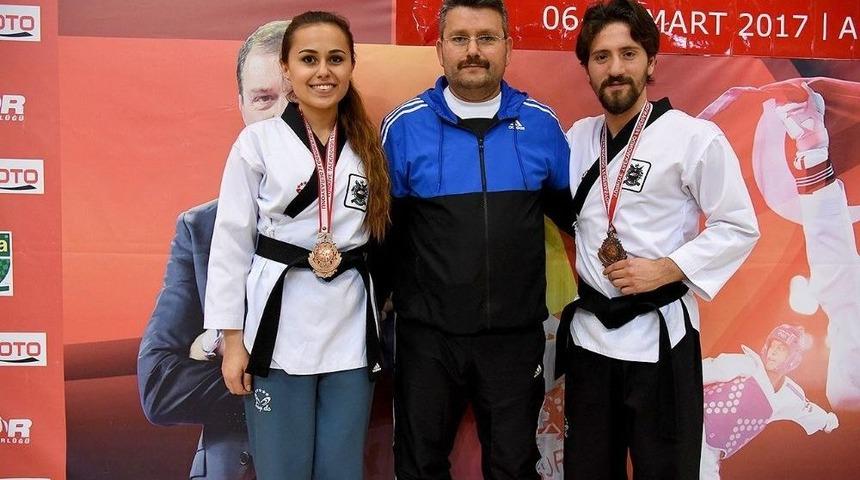 Taekwondo&rsquo;da Kastamonulu Sporculardan T&uuml;rkiye &Uuml;&ccedil;&uuml;nc&uuml;l&uuml;ğ&uuml;