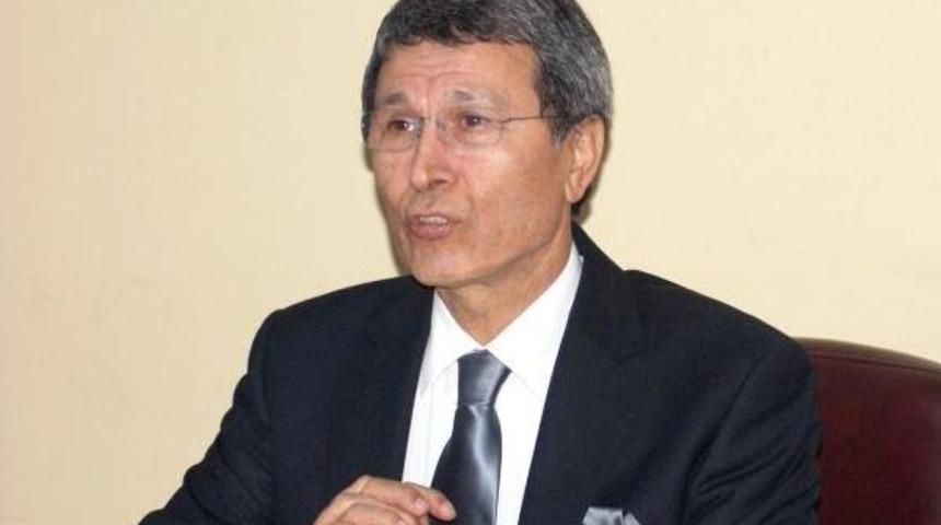 Hala&ccedil;oğlu'ndan Almanya Ve Hollanda&rsquo;Nın Yanı Sıra H&uuml;k&uuml;mete Eleştiri