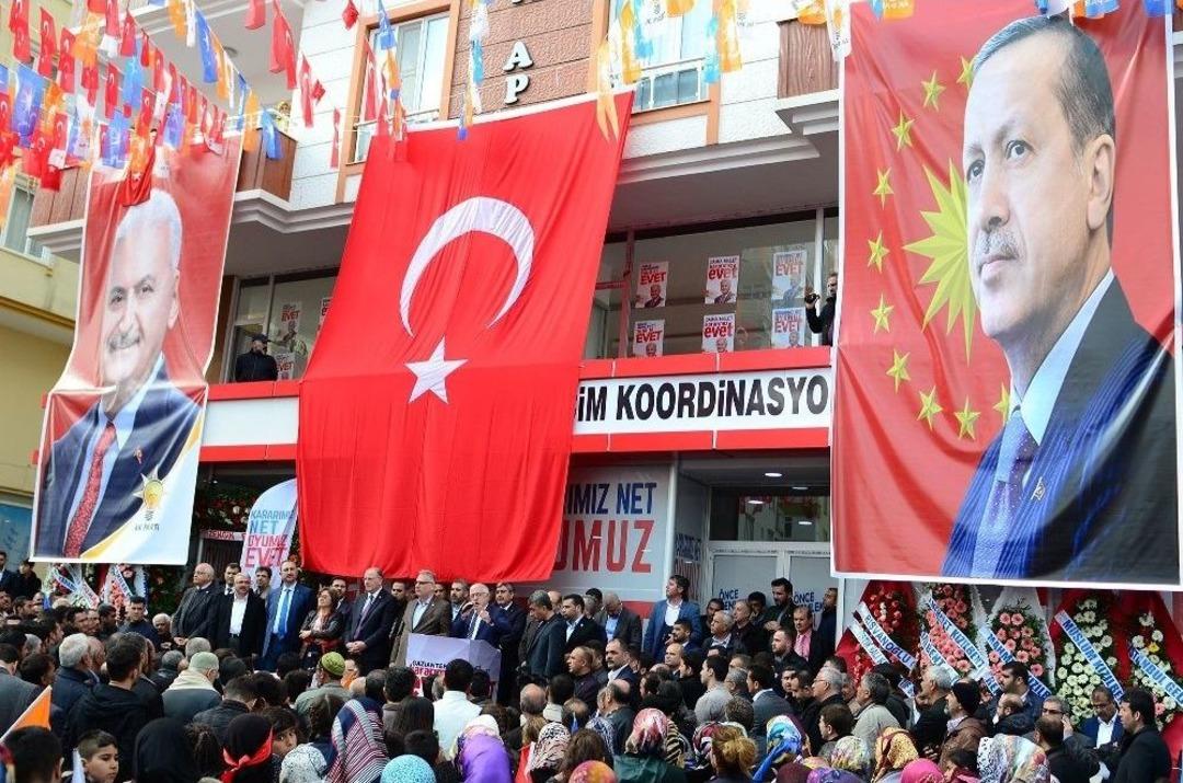 Ak Partili G&uuml;l&rsquo;den, Sınırın Sıfır Noktasından Evet Mesajı