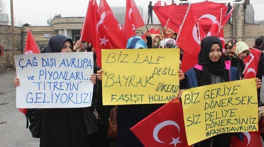 Muş&rsquo;tan Hollanda&rsquo;ya Tepki