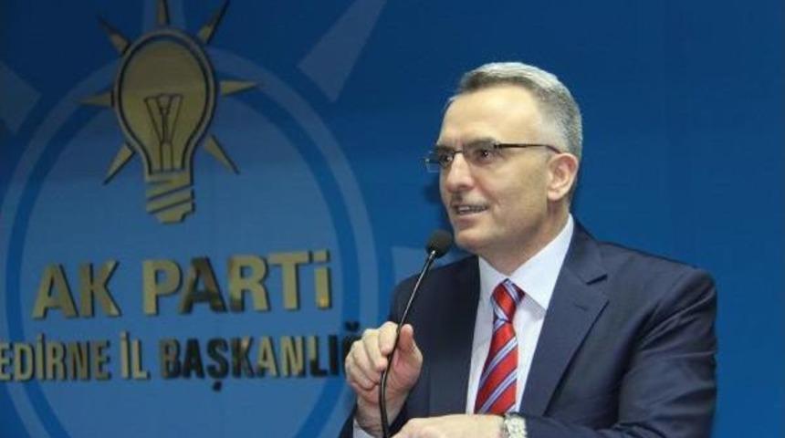 Bakan Ağbal, Kapıkule'de Tır Şof&ouml;rlerinin Şikayetlerini Dinledi (3)