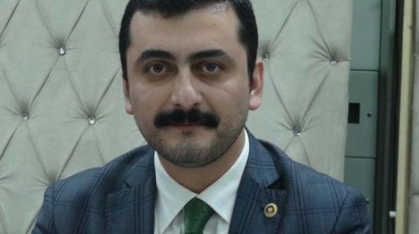 Chp'li Erdem: Anayasa Paketini Fet&ouml; Hazırladı