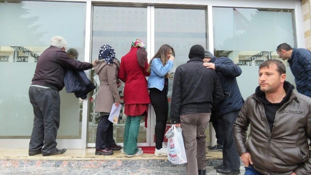 Ygs&rsquo;ye Geciken &Ouml;ğrenciler, G&ouml;zyaşı D&ouml;kt&uuml;