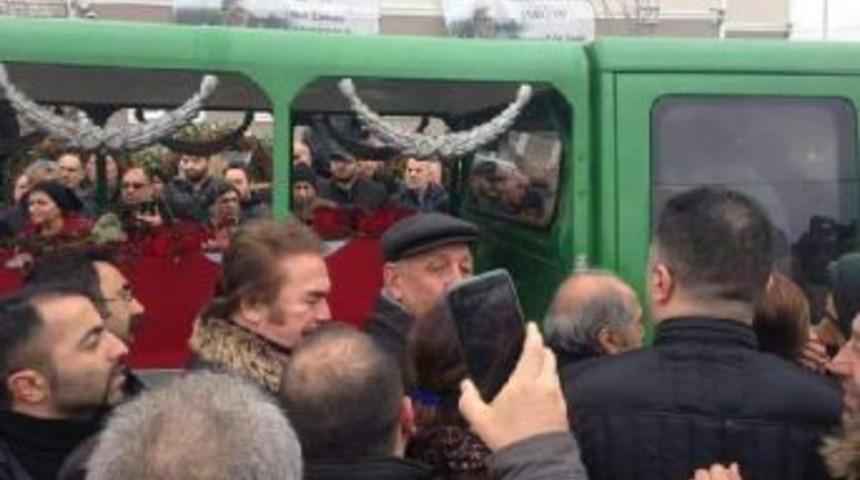 Emre Saltık, Son Yolculuğuna Uğurlandı (2)