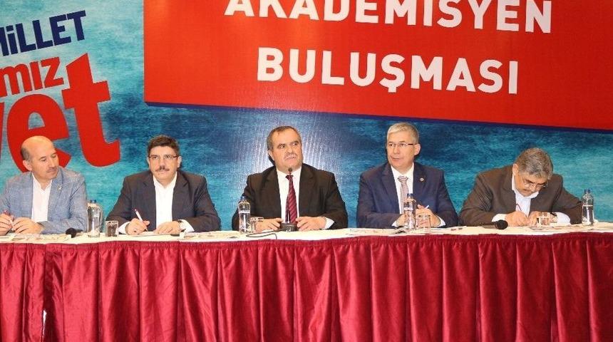 Ak Parti Genel Başkan Yardımcısı Aktay Referandum &Ccedil;alışmalarını S&uuml;rd&uuml;r&uuml;yor