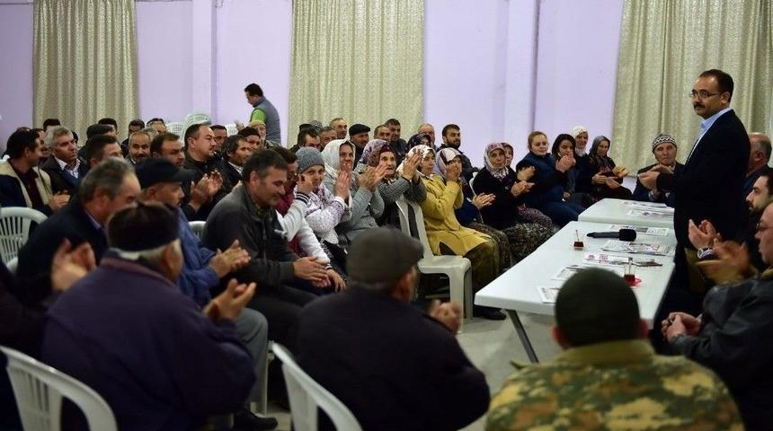 Başkan Cahan K&ouml;y K&ouml;y Gezerek &ldquo;evet&rdquo; Kararının &Ouml;nemini Anlatıyor