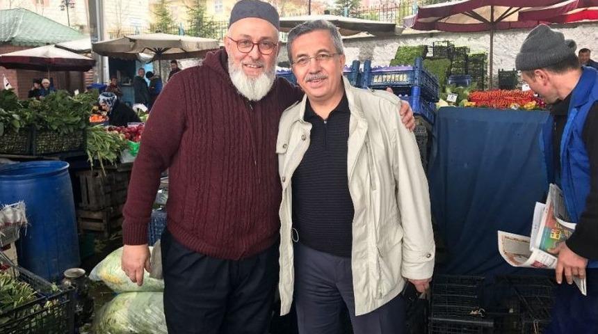 Başkan &Ccedil;etin Pazar Esnafına Cumhurbaşkanlığı Sistemini Anlattı