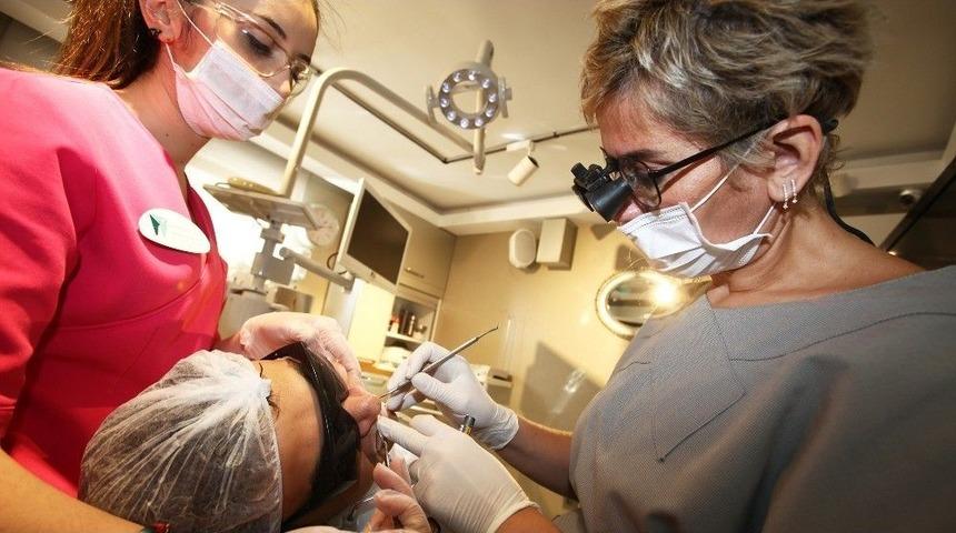 Sosyal Medya İle G&uuml;l&uuml;ş Tasarımı &Ouml;n Plana &Ccedil;ıktı