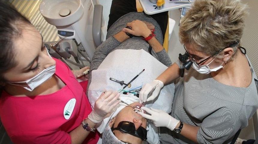 İş D&uuml;nyasında Başınızı Ağrıtan Dişiniz Olmasın