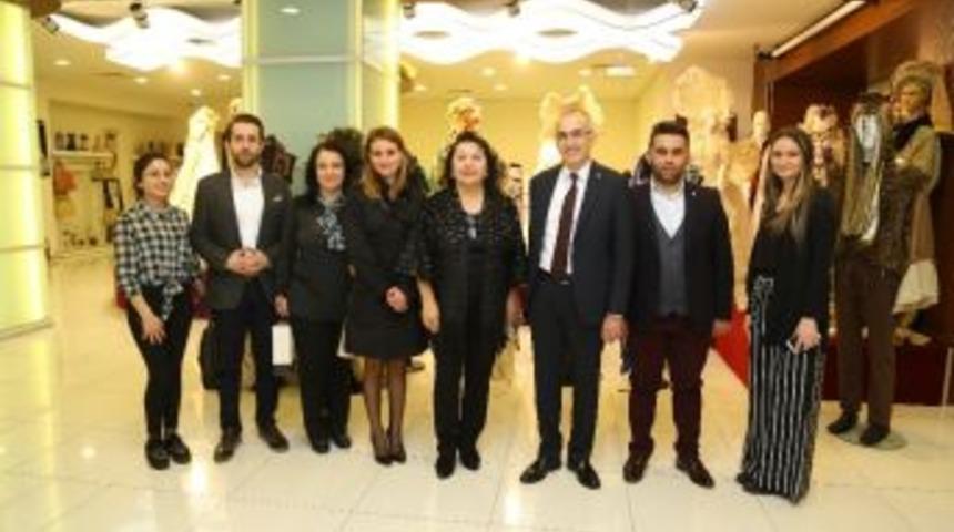 Tigsiad Başkanı &Ouml;zhamaratlı: &lsquo;i&ccedil; Giyim Modasında Tasarımcıların Yolu A&ccedil;ık&rsquo;