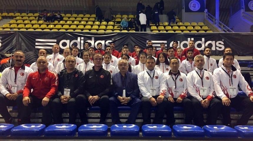 Hollanda&rsquo;ya Sportif Cevap!