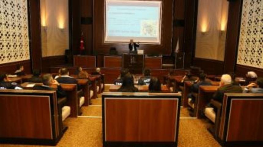 Keçiören Belediyesi Personeline "siber Suçlar" Eğitimi