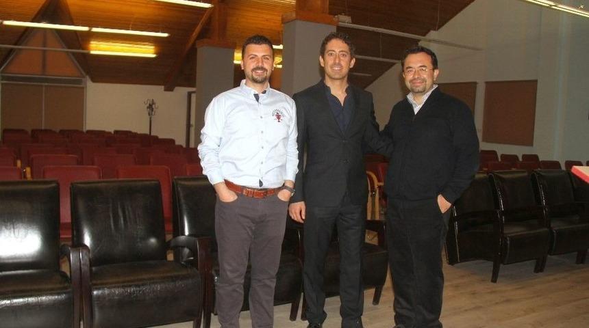 Ege’deki İktisadi Ve İdari Bilimler Fakültesine Destek