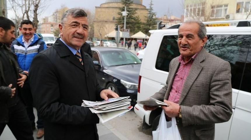 Başkan Akdoğan ‘evet’ İçin Kenti Adım Adım Geziyor