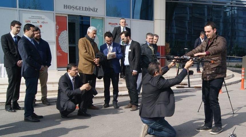 Rekt&ouml;r Ulcay: "kur&rsquo;an-ı Kerim Bilime Işık Tutuyor"