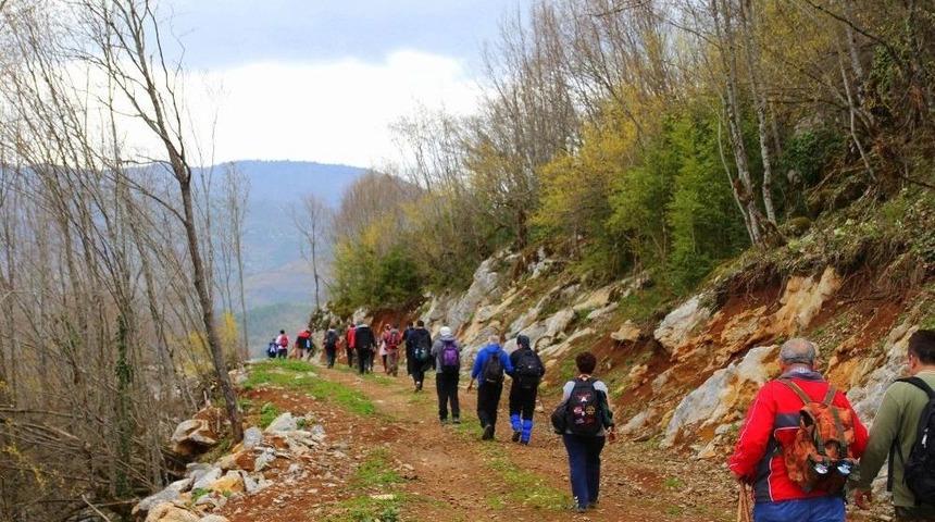 Doğaseverler Ulkaya Şelalesi&rsquo;ni Keşfetti