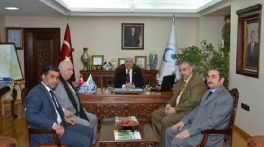 Suriyeli Stk&rsquo;lardan Rekt&ouml;r G&ouml;n&uuml;ll&uuml;&rsquo;ye Ziyaret