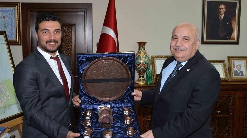 Birlik Vakfı&rsquo;ndan Adıyaman &Uuml;niversitesine Ziyaret