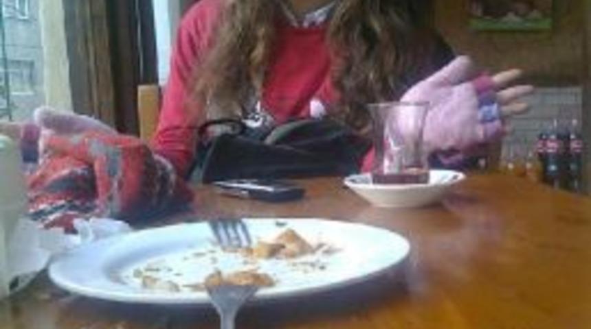 Bah&ccedil;elievler'de &Ouml;ld&uuml;r&uuml;len M&uuml;zeyyen Telli'nin Adli Tıp'ta Otopsi Işlemleri Tamamlandı